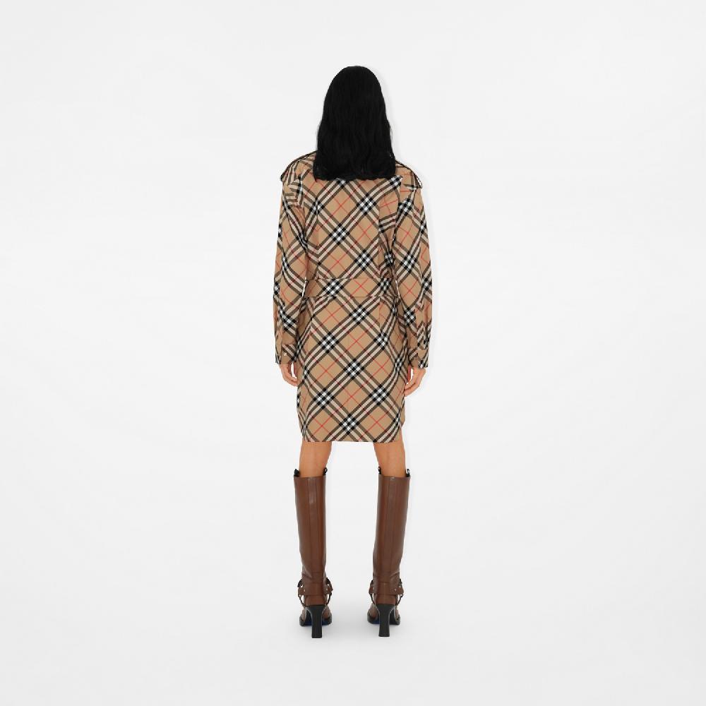 Burberry Vestido camisero en algodón CheckPrecio 990 00 € Solo hoy
