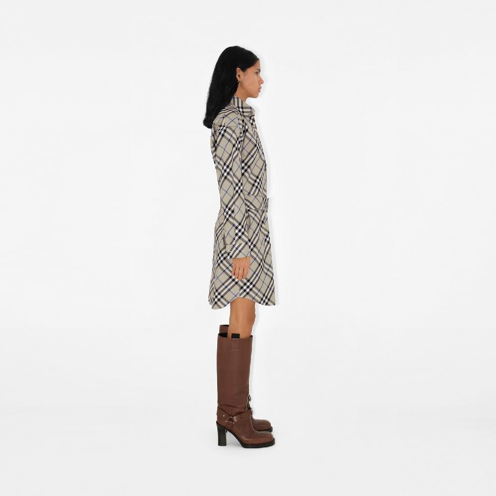 Burberry Vestido camisero en algodón CheckPrecio 990 00 € Oferta especial de fábrica