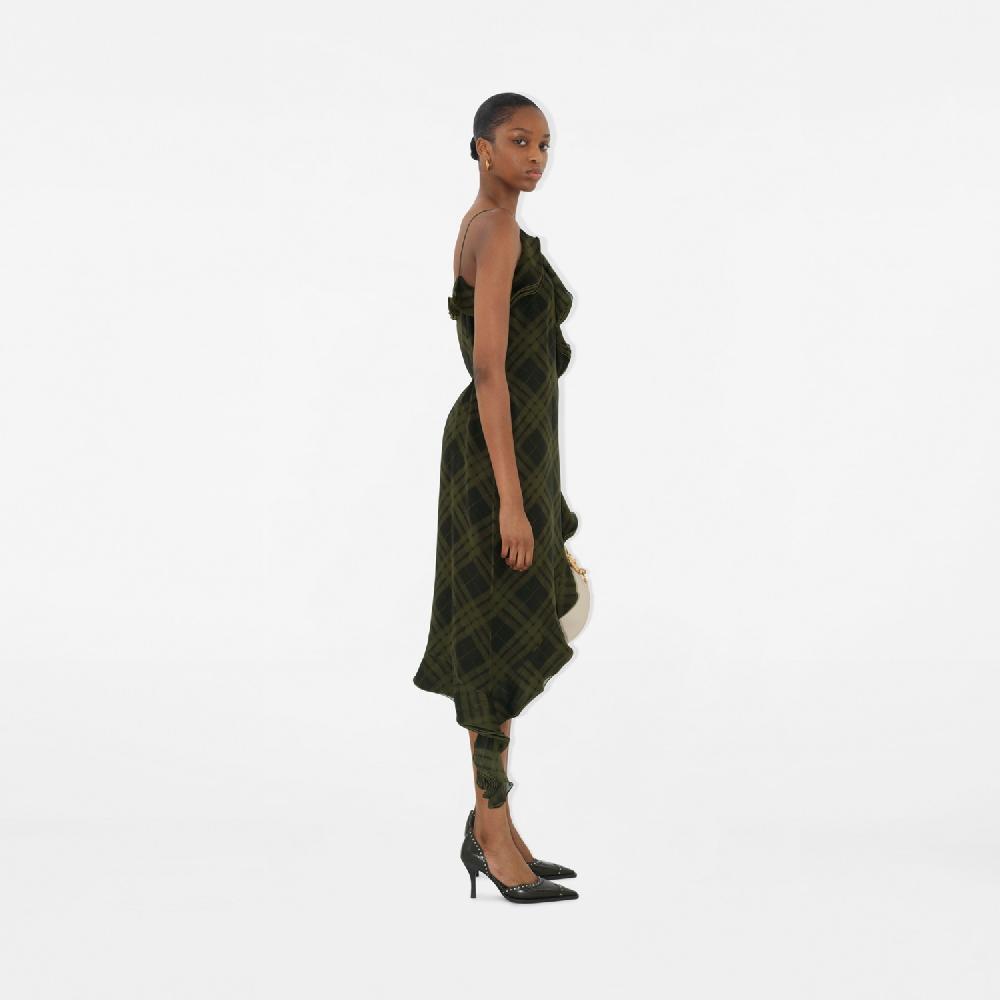 Burberry Vestido cruzado en seda CheckPrecio 2.590 00 € Tienda de fábrica