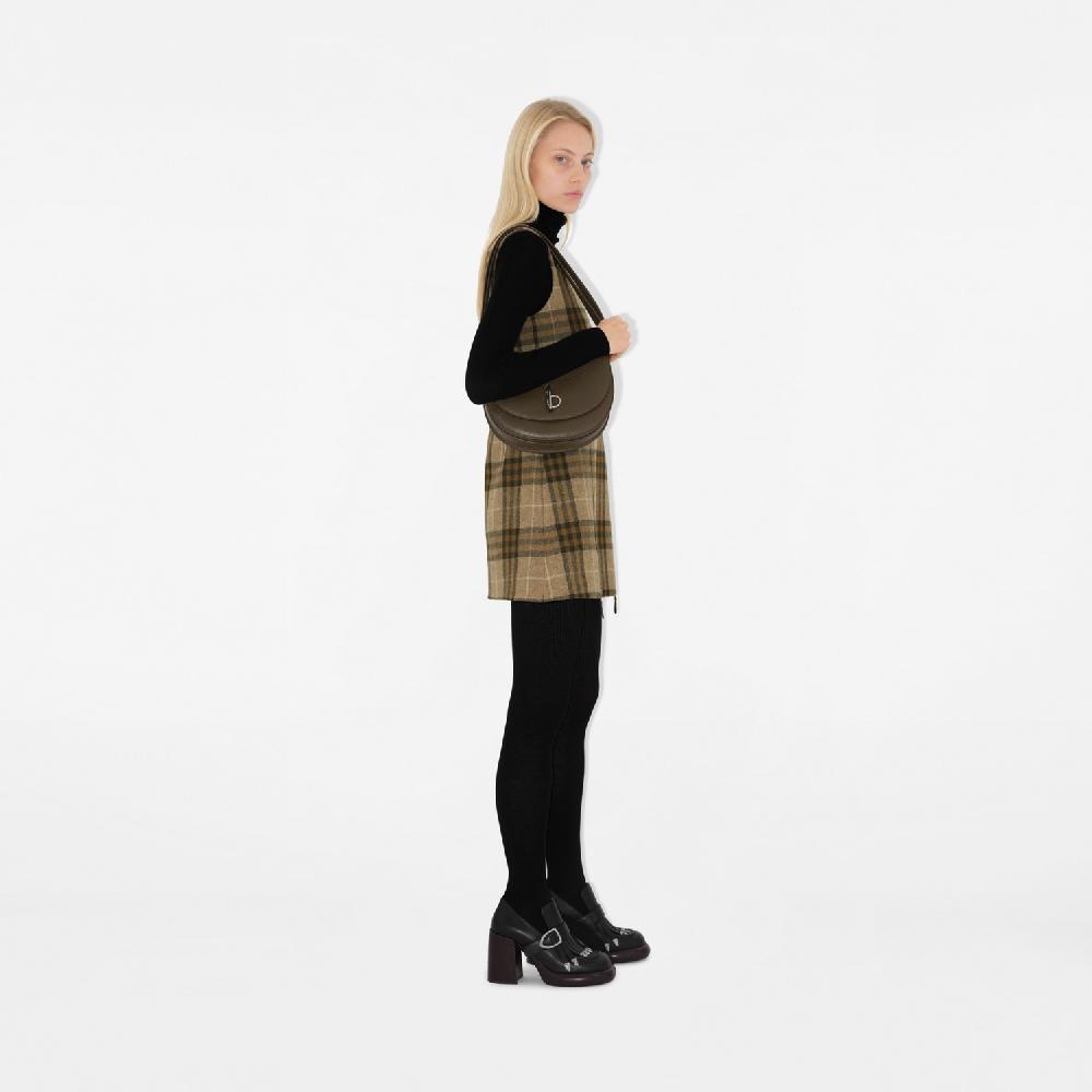 Burberry Vestido en lana CheckPrecio 1.750 00 € Limitado a 3 días