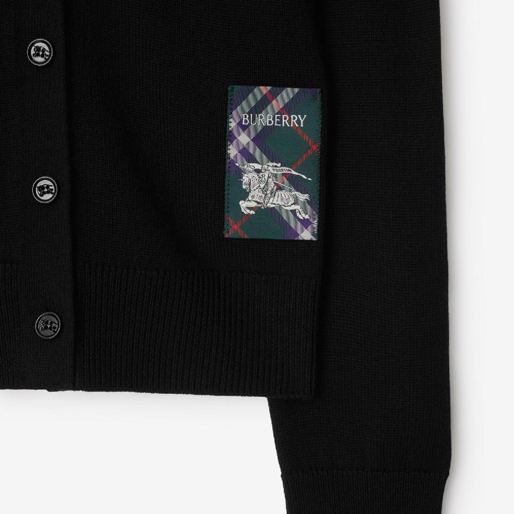 Burberry Cárdigan en lana con etiqueta CheckPrecio 890 00 € Liquidación