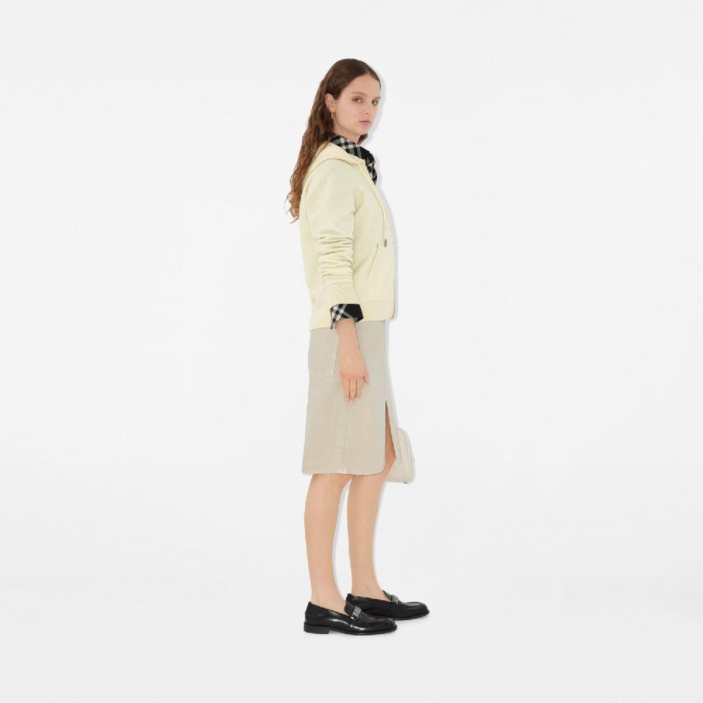 Burberry Sudadera en lana y cachemir con capucha y cremalleraPrecio 1.090 00 € Solo hoy