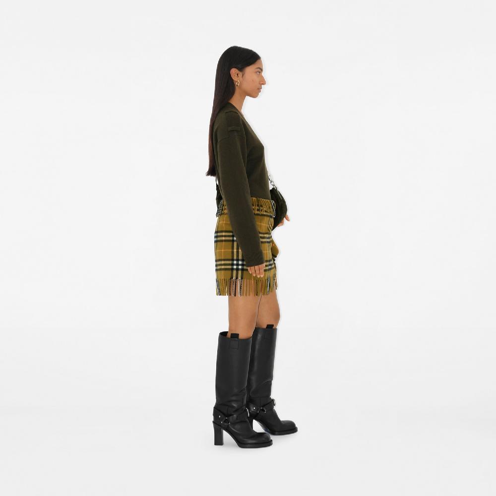 Burberry Falda estilo bufanda en lana y cachemir CheckPrecio 1.090 00 € Pasarela Ahorra y exporta