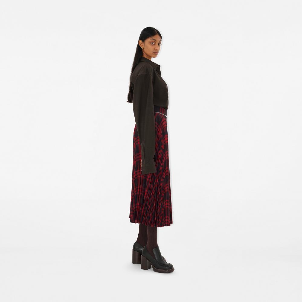 Burberry Falda plisada mini en mezcla de lana CheckPrecio 1.450 00 € Descuentos del mes