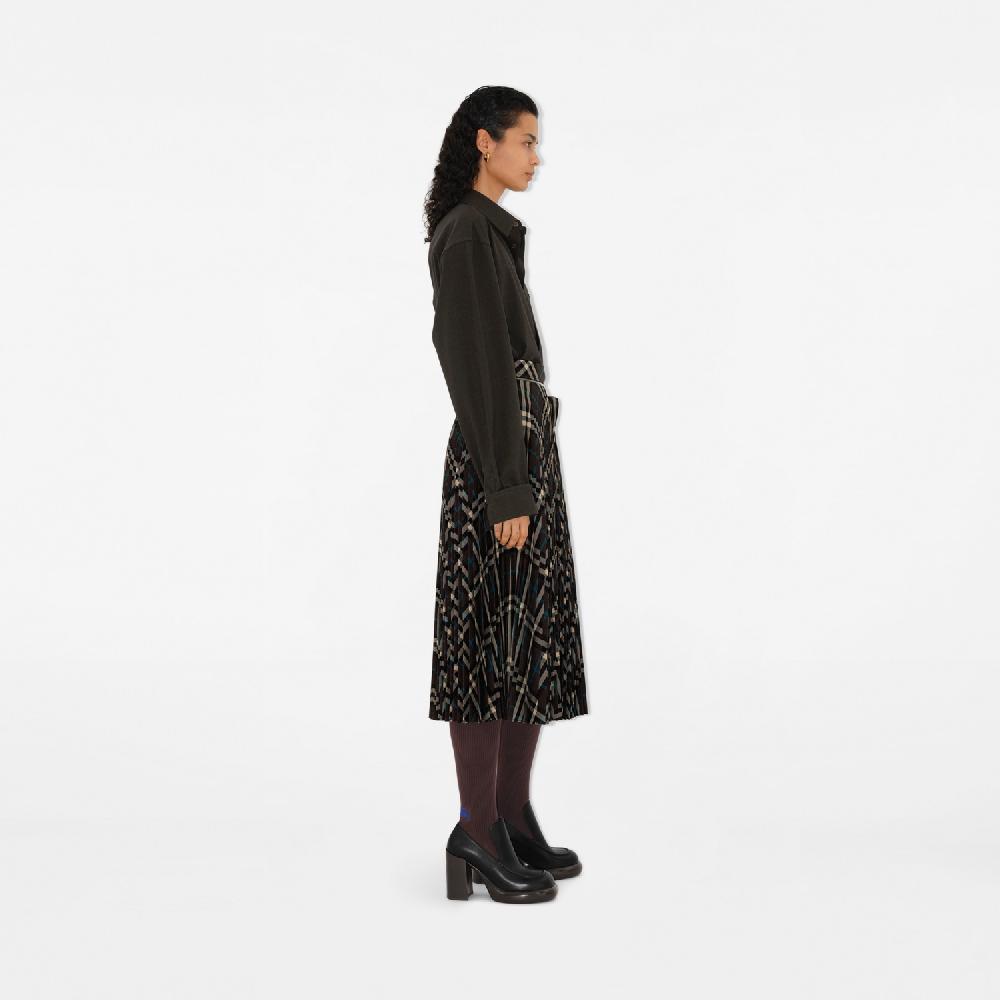 Burberry Falda plisada mini en mezcla de lana CheckPrecio 1.450 00 € Oferta exclusiva