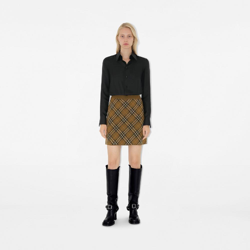 Burberry Minifalda en mezcla de lana CheckPrecio 890 00 € Pasarela Rebajas de fin de temporada