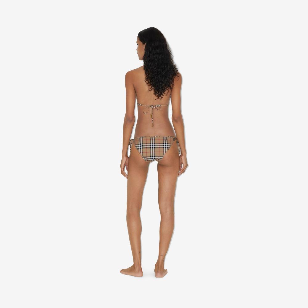Burberry Bikini de triángulo CheckPrecio 530 00 € Nuevamente disponible En oferta