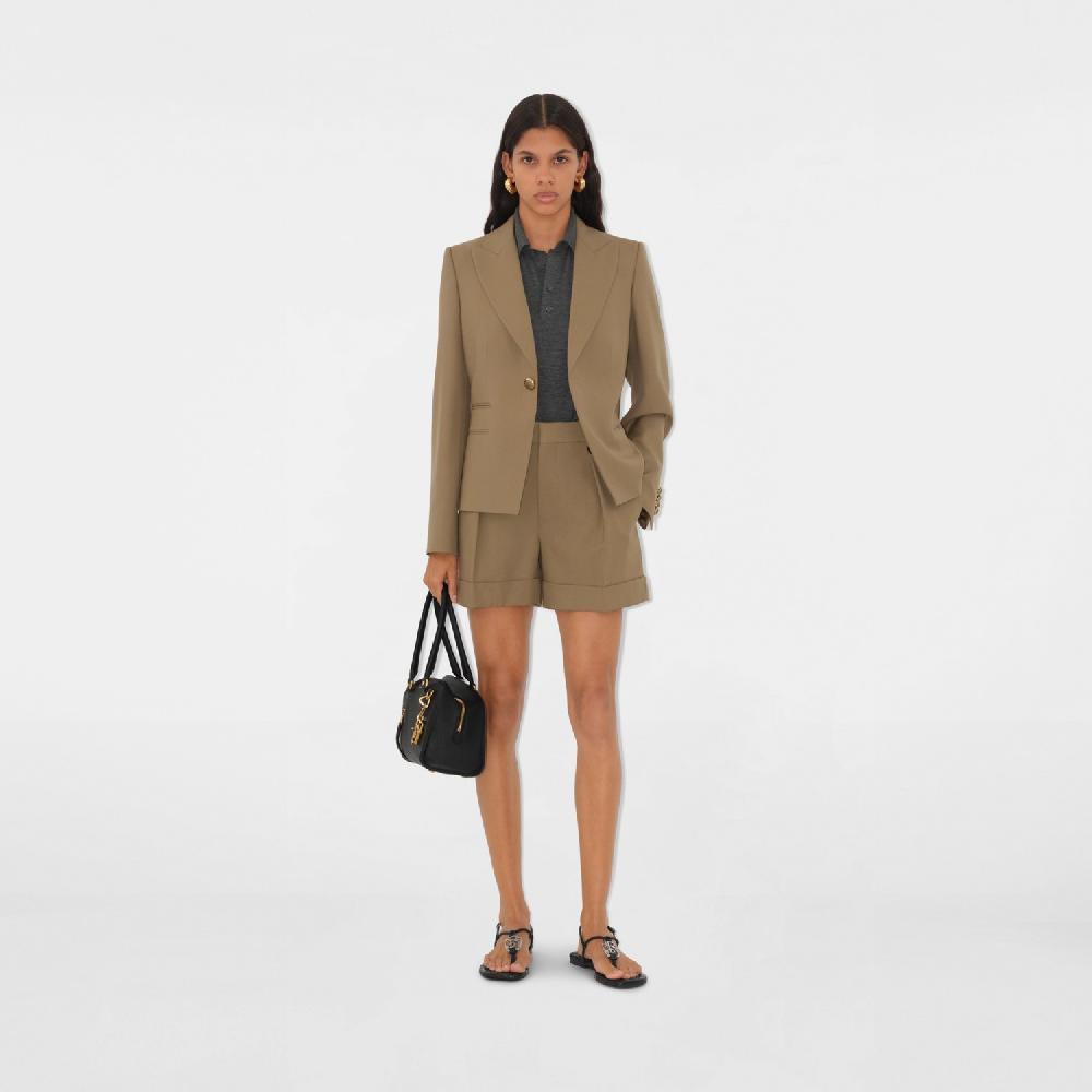 Burberry Pantalones cortos de vestir en lanaPrecio 660 00 € Novedades Solo hoy