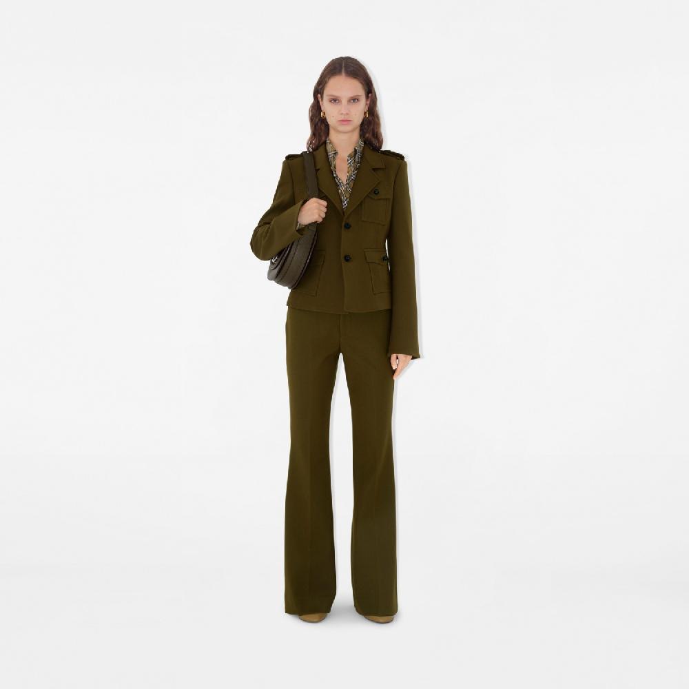 Burberry Pantalones de vestir en mezcla de nailon y lanaPrecio 1.090 00 € Promoción trimestral