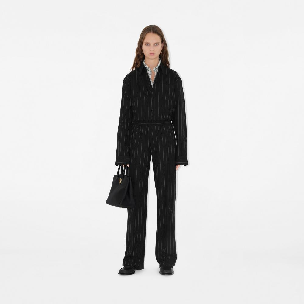 Burberry Camisa corta en lana con raya diplomáticaPrecio 750 00 € Corte estándar Limitado a 3 días