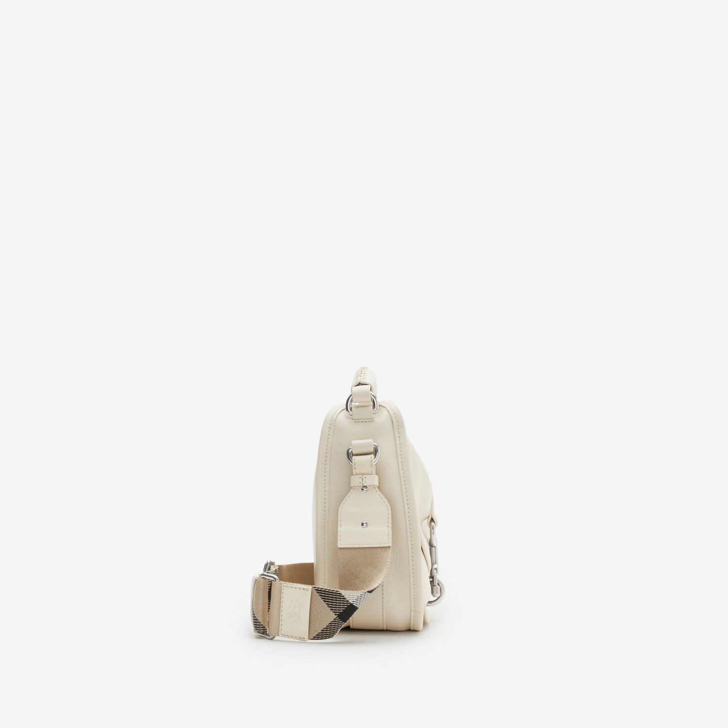 Burberry Bolso messenger B Clip pequeñoPrecio 1.990 00 € Pasarela Última moda