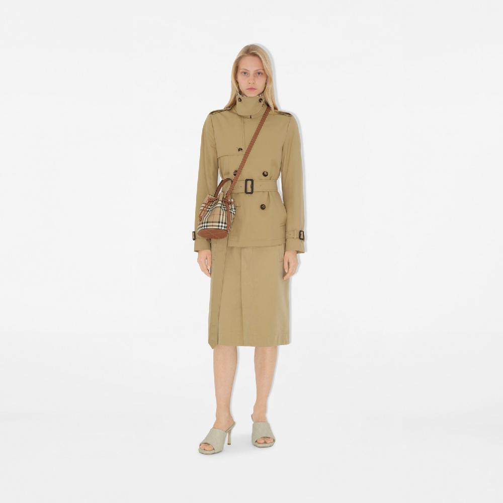 Burberry Minibolso bombonera TBPrecio 1.150 00 € En oferta