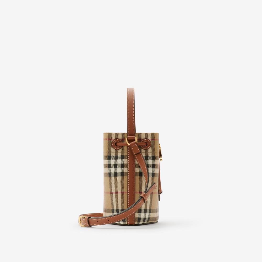 Burberry Minibolso bombonera TBPrecio 1.150 00 € Ventas relámpago