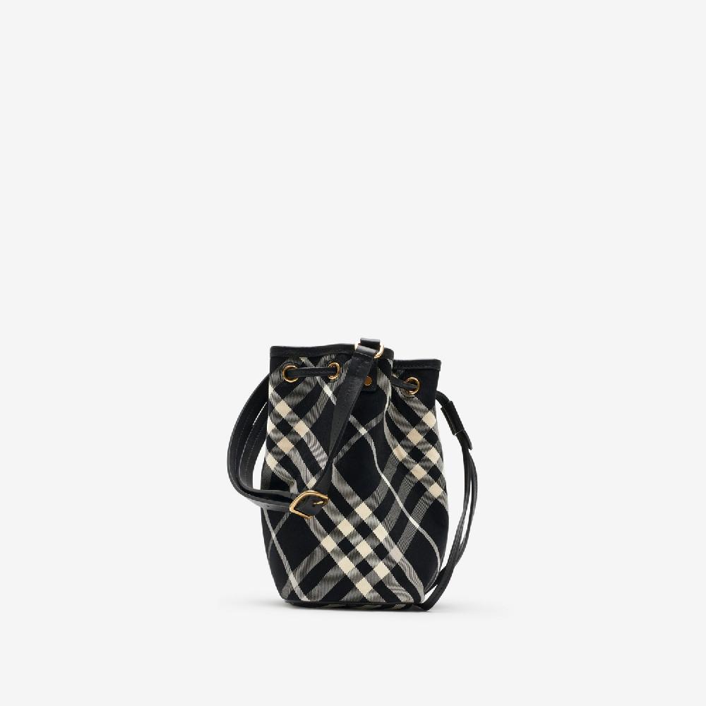 Burberry Minibolso bombonera CheckPrecio 1.150 00 € Oferta especial