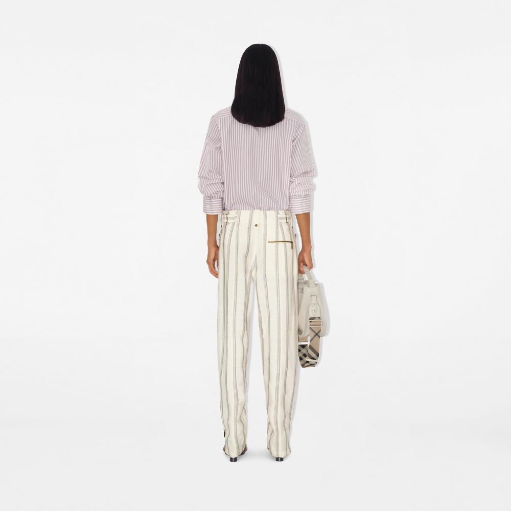 Burberry Pantalones de vestir en mezcla de seda a rayasPrecio 1.850 00 € Novedades Últimos 3 días