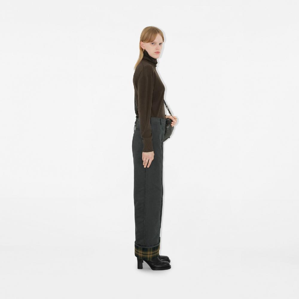 Burberry Pantalones en algodón y nailonPrecio 1.090 00 € Pasarela Último día