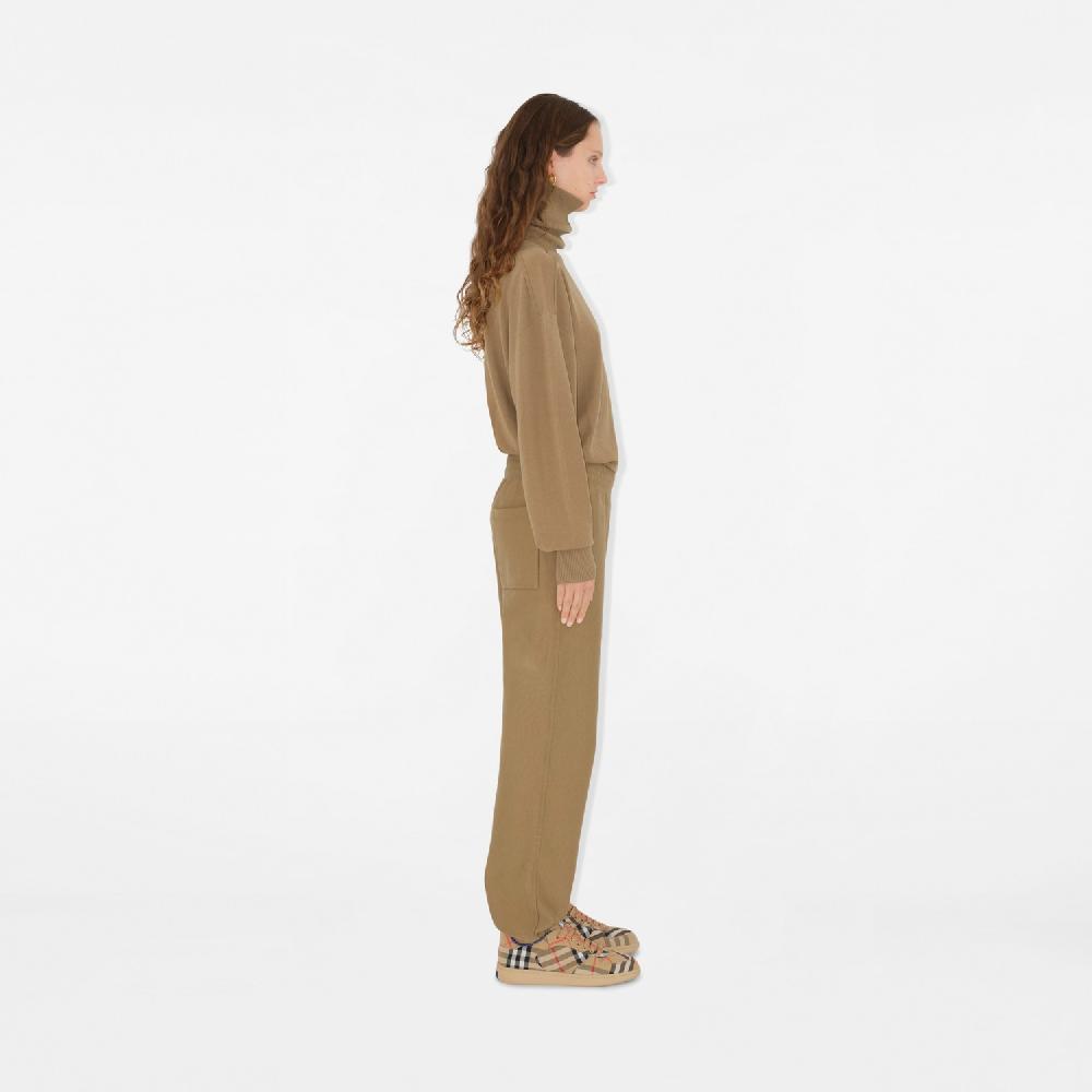 Burberry Pantalones de jogging en algodónPrecio 660 00 € Promoción trimestral