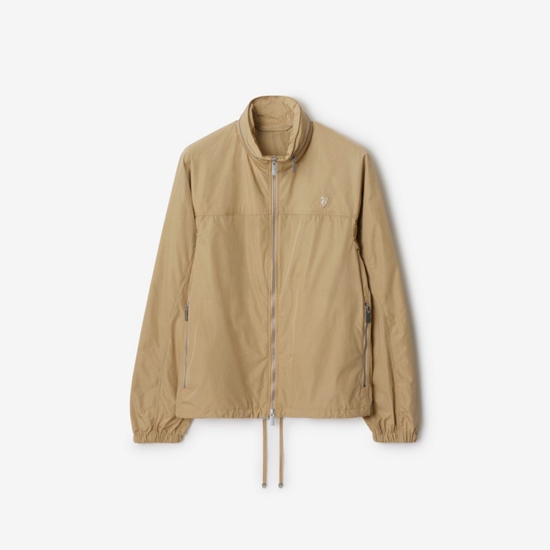 Burberry Chaqueta en nailon y algodónPrecio 1.250 00 € Novedades
