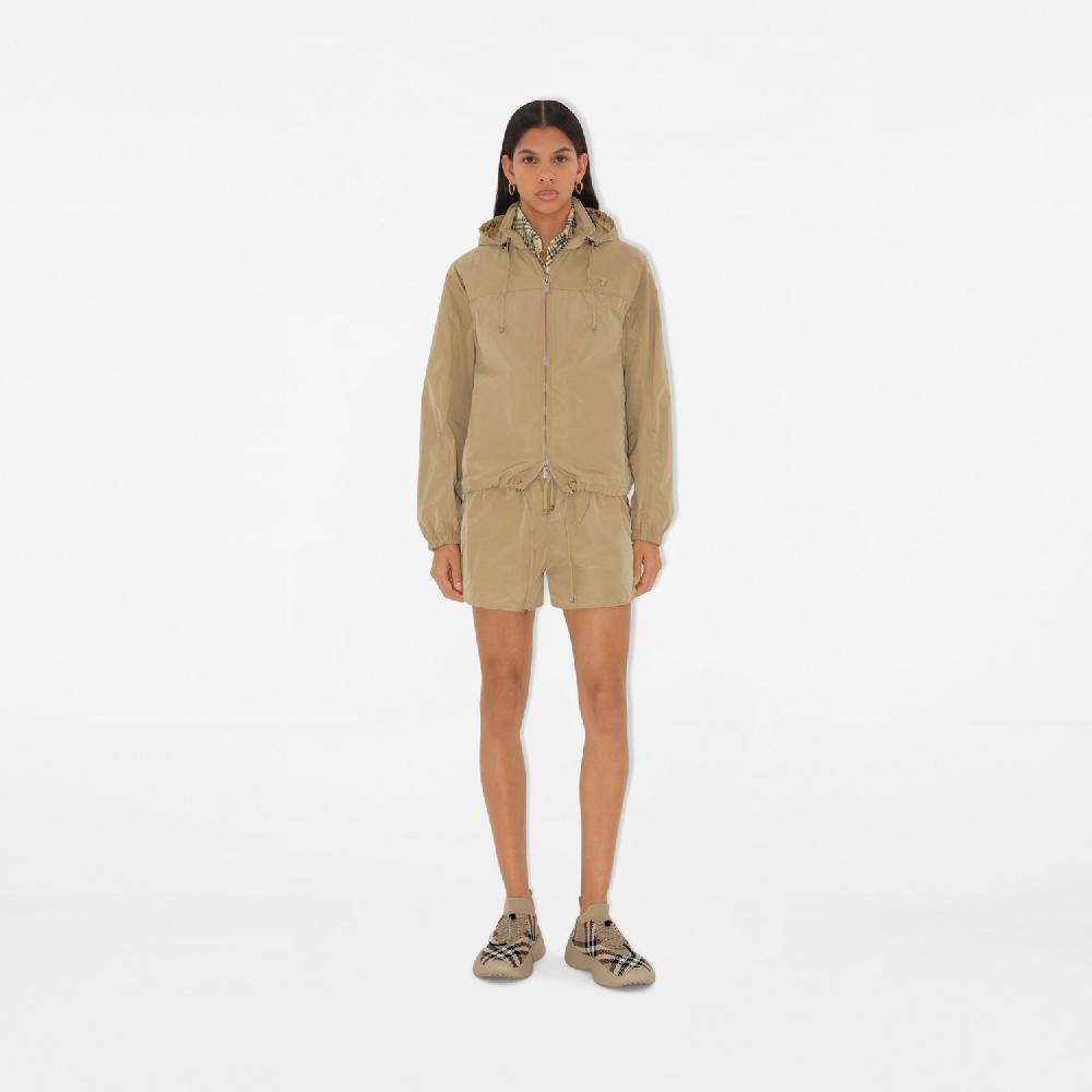 Burberry Chaqueta en nailon y algodónPrecio 1.250 00 € Novedades Rebajas
