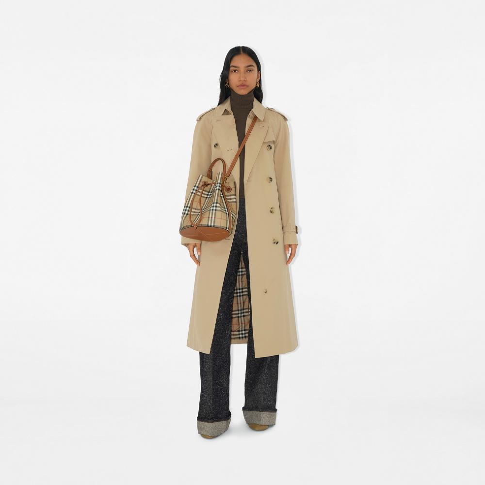 Burberry Bolso bombonera TB pequeñoPrecio 1.690 00 € Gran oferta