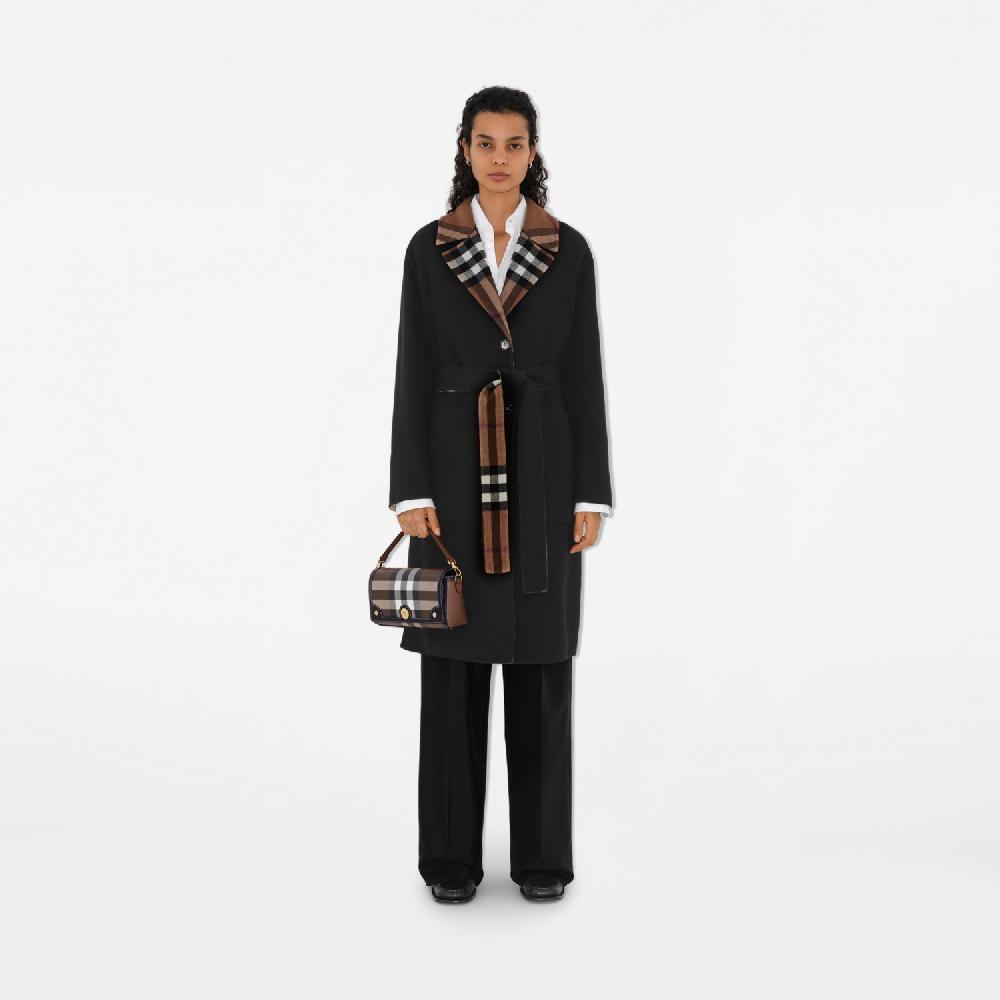Burberry Bolso Note con asa superiorPrecio 1.390 00 € Rebajas de fábrica