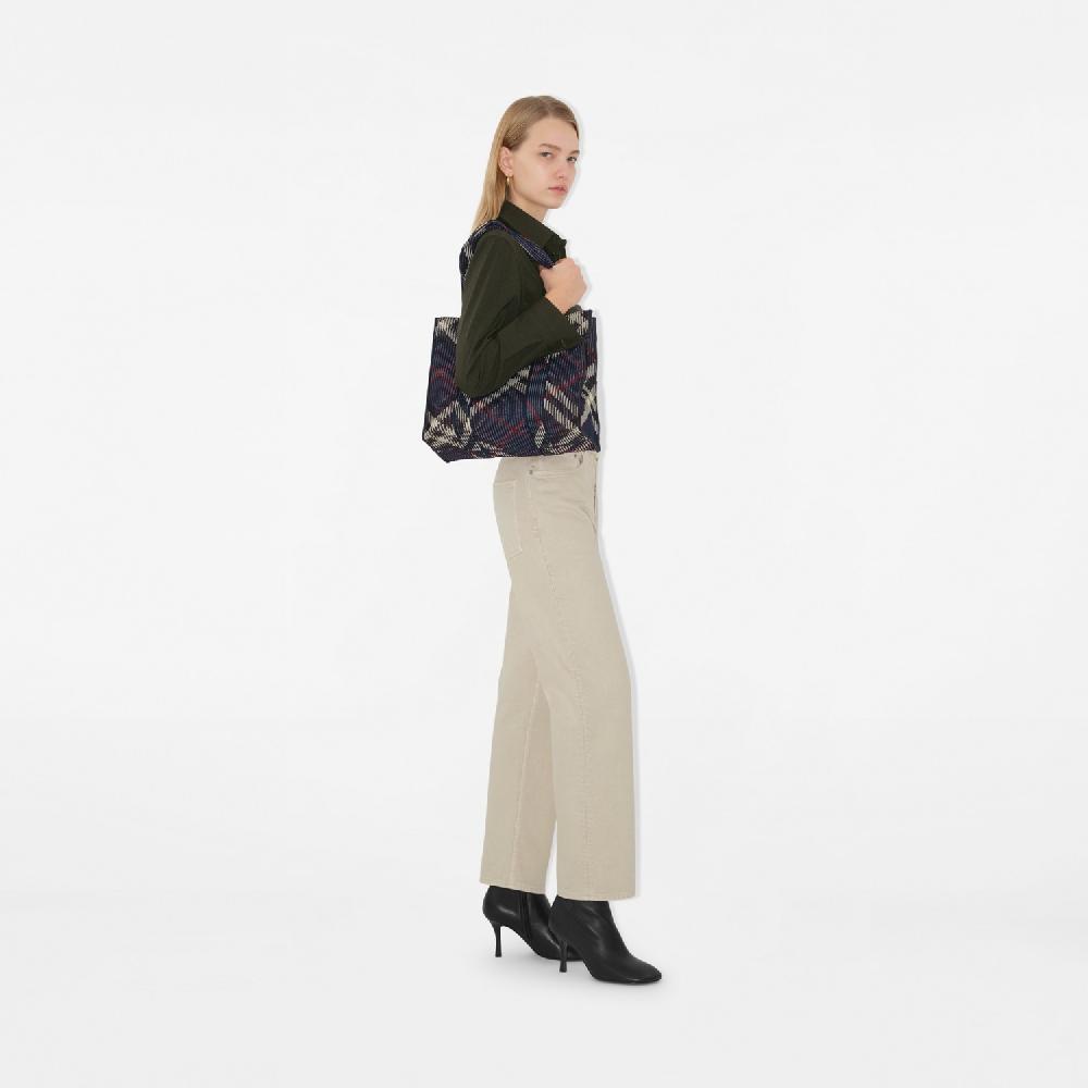 Burberry Bolso tote pequeño en punto CheckPrecio 1.450 00 € Envío gratis