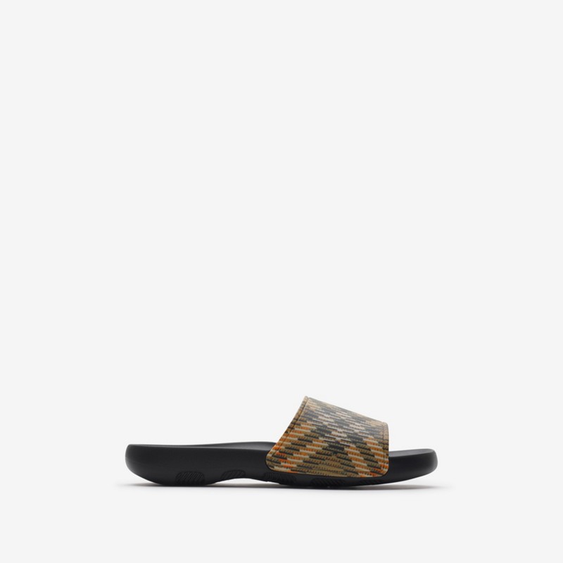 Burberry Sandalias pala Dive CheckPrecio 350 00 €