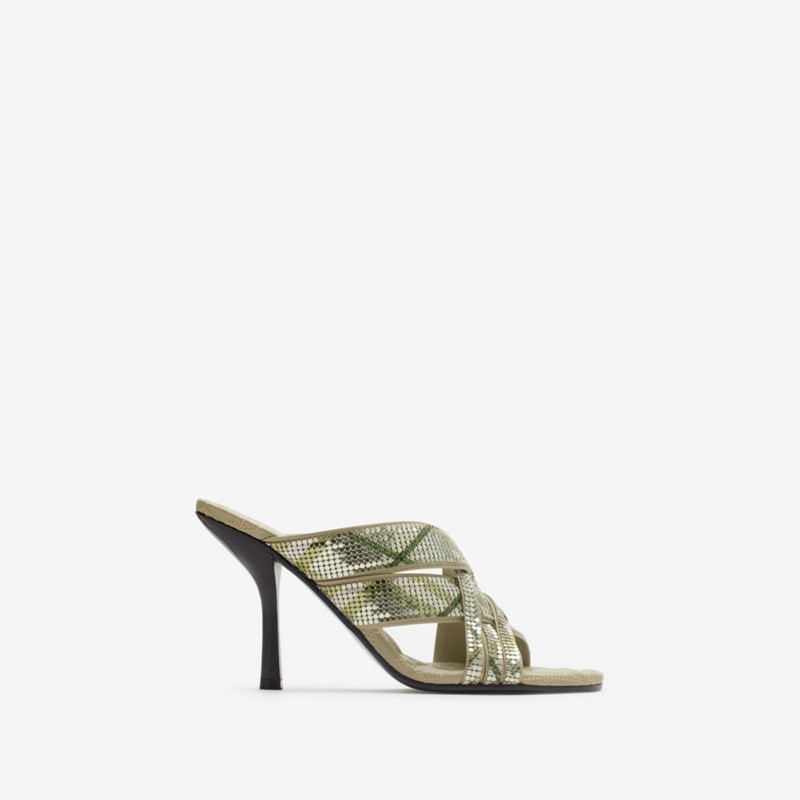 Burberry Zuecos Cabana Maille en cota de malla CheckPrecio 990 00 € Pasarela Rebajas de fin de temporada