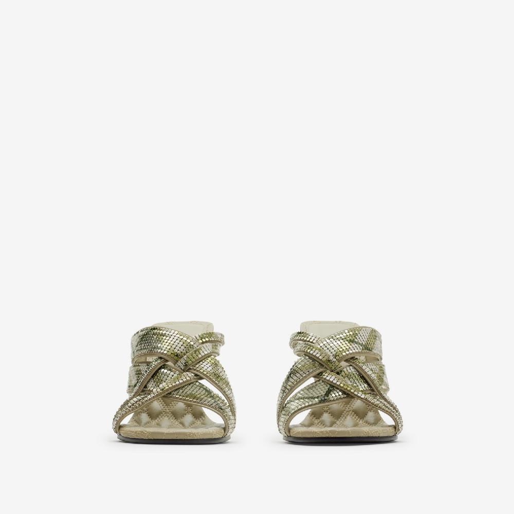 Burberry Zuecos Cabana Maille en cota de malla CheckPrecio 990 00 € Pasarela Rebajas de fin de temporada