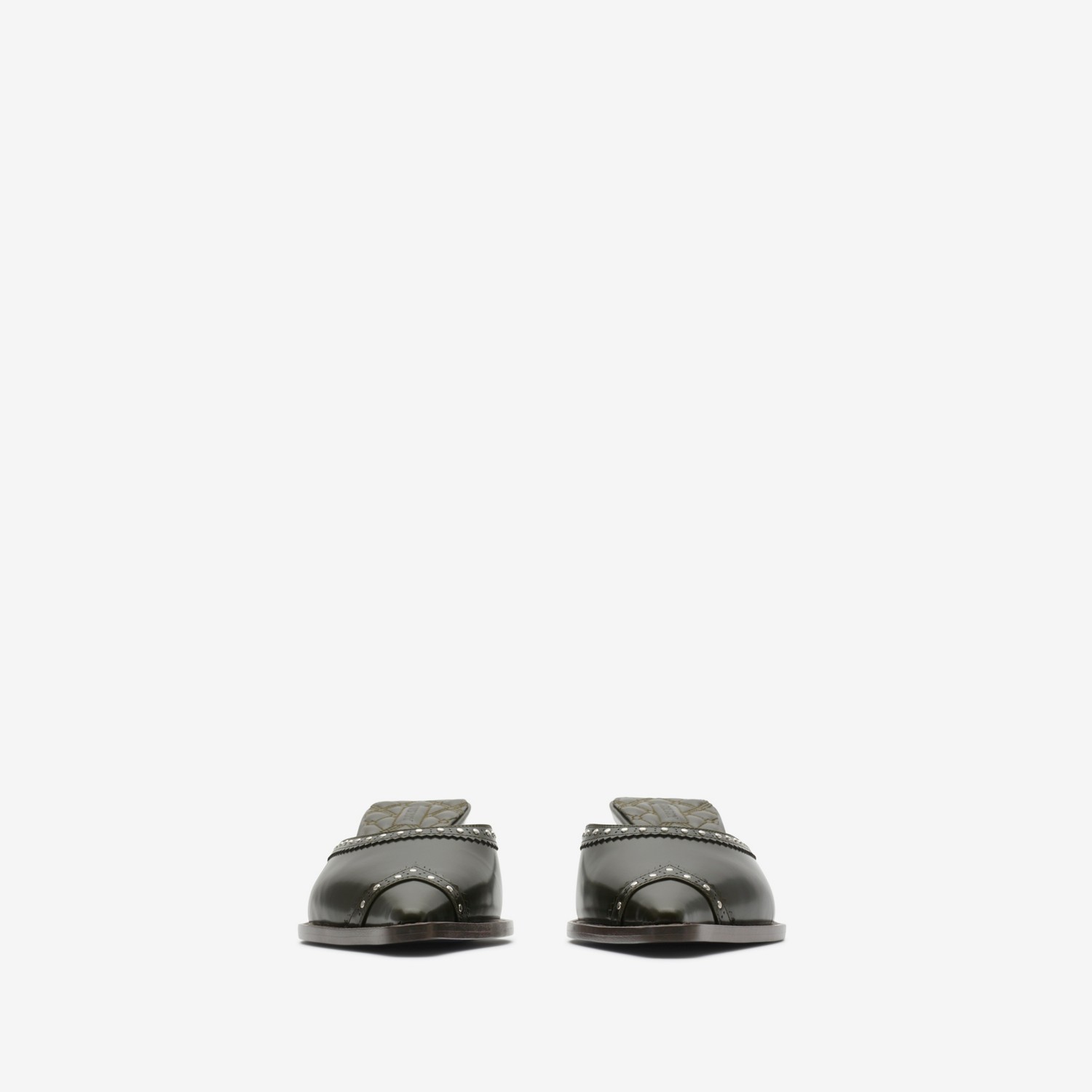 Burberry Zapatos destalonados Bird en piel con tacón y tachuelasPrecio 890 00 € Rebajas