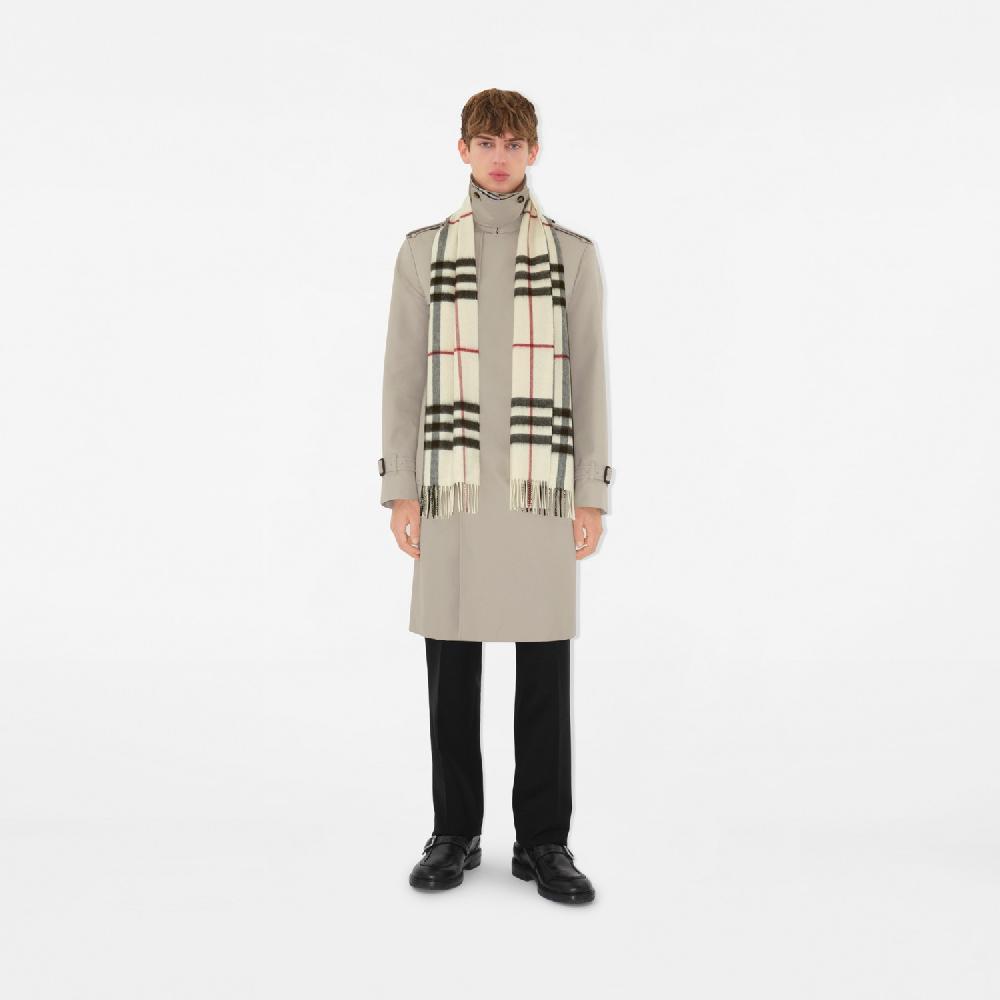 Burberry Bufanda en cachemir CheckPrecio 490 00 € Personalizable con iniciales Venta caliente