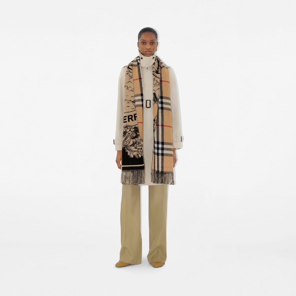 Burberry Bufanda reversible en cachemir con EKDPrecio 820 00 € Descuento