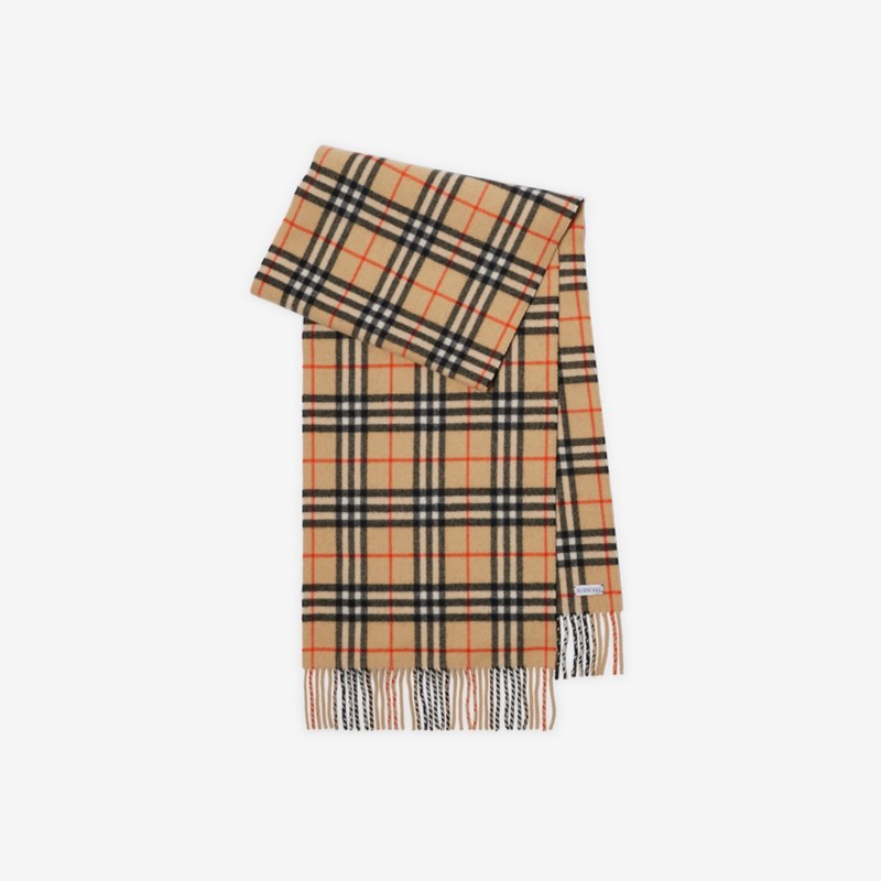 Burberry Bufanda en cachemir CheckPrecio 820 00 € Personalizable con iniciales