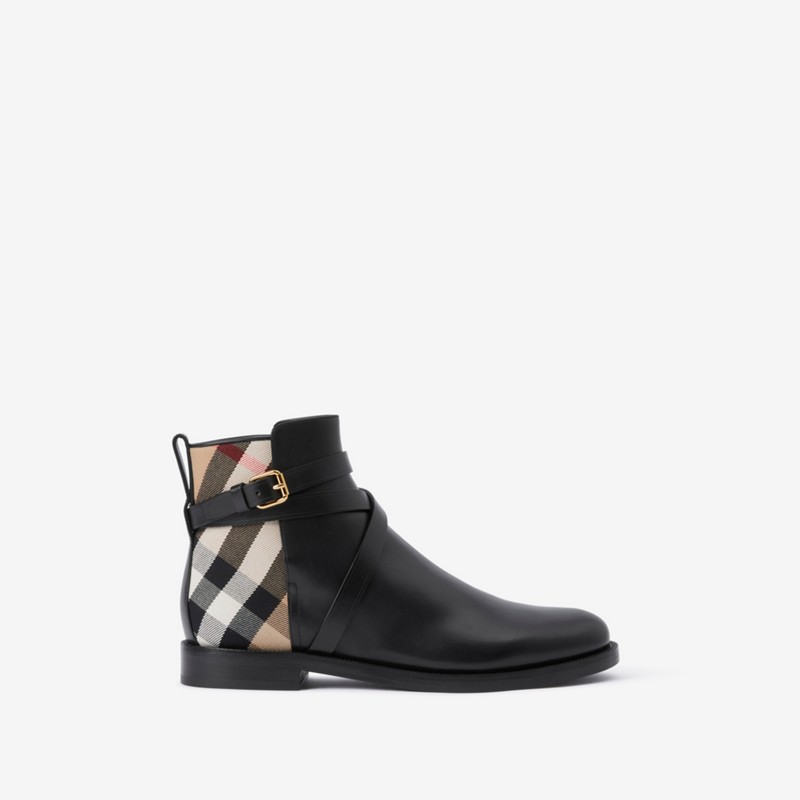 Burberry Botines en piel con paneles CheckPrecio 790 00 €