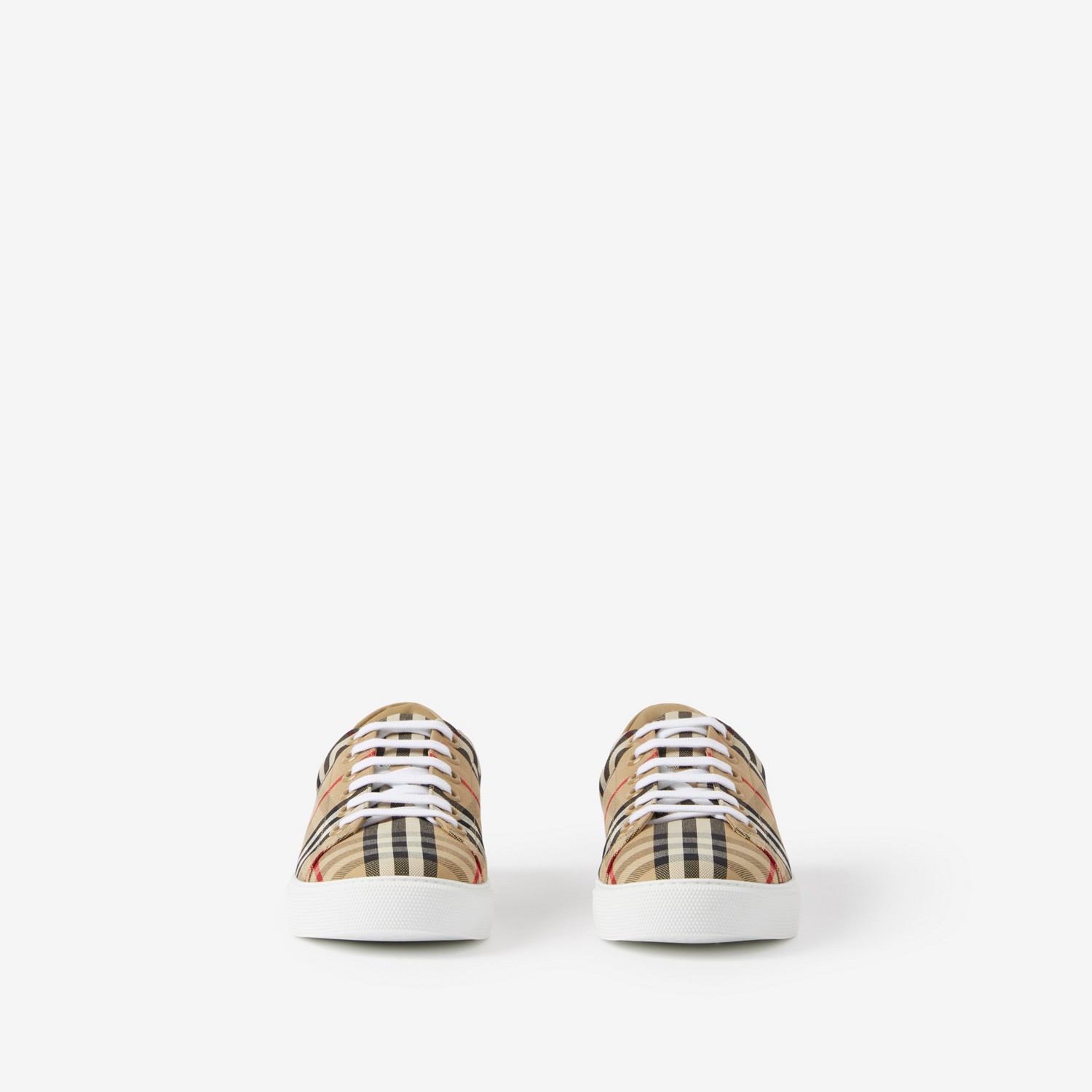 Burberry Zapatillas deportivas en tejido Check y pielPrecio 490 00 € Disponibilidad limitada Descuento por venta flash