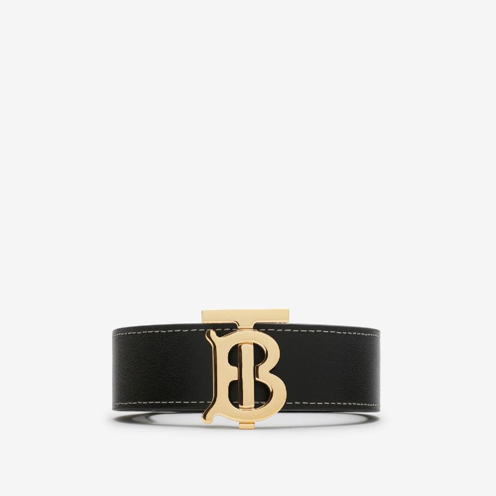 Burberry Cinturón TB reversible CheckPrecio 390 00 € Disponibilidad limitada Tienda