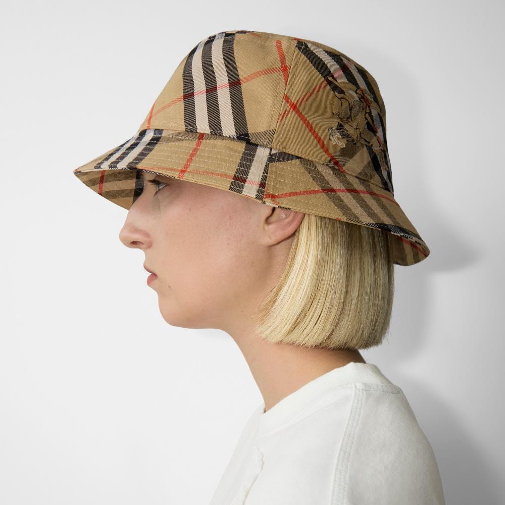 Burberry Sombrero de pesca Check en mezcla de algodón con EKDPrecio 390 00 € Mejor oferta