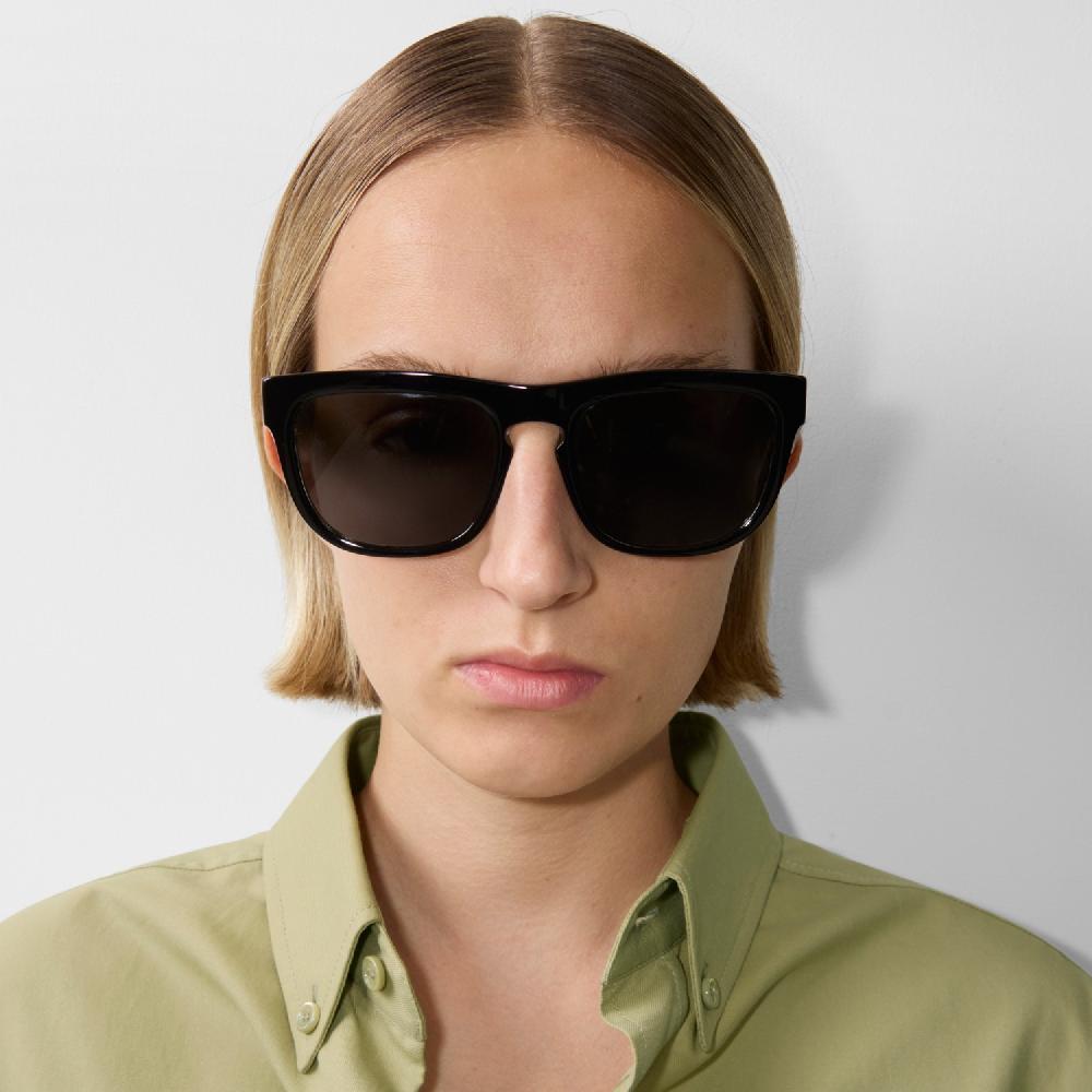 Burberry Gafas de sol con montura cuadrada a cuadrosPrecio 210 00 € Personalizable con iniciales Tienda de fábrica