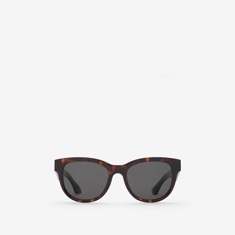 Burberry Gafas de sol con montura redondaPrecio 210 00 € Personalizable con iniciales
