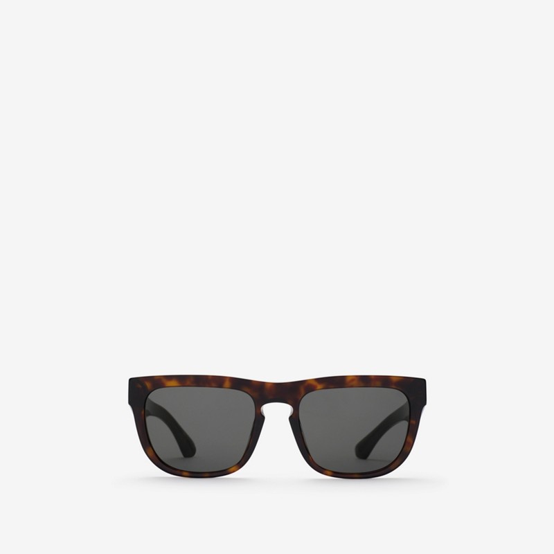 Burberry Gafas de sol con montura cuadradaPrecio 210 00 € Personalizable con iniciales Libre de impuestos