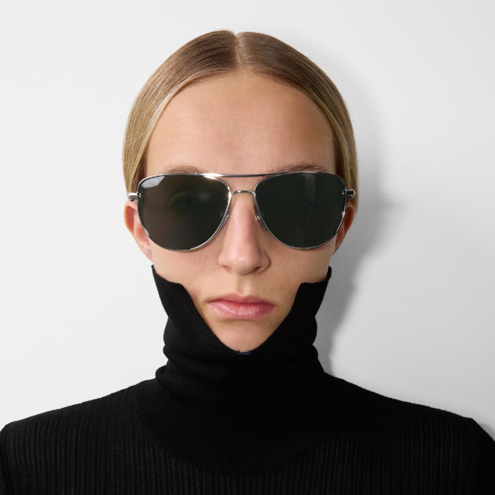 Burberry Gafas de sol con montura cuadrada metálica y logotipoPrecio 250 00 € Personalizable con iniciales Precio ultrabajo