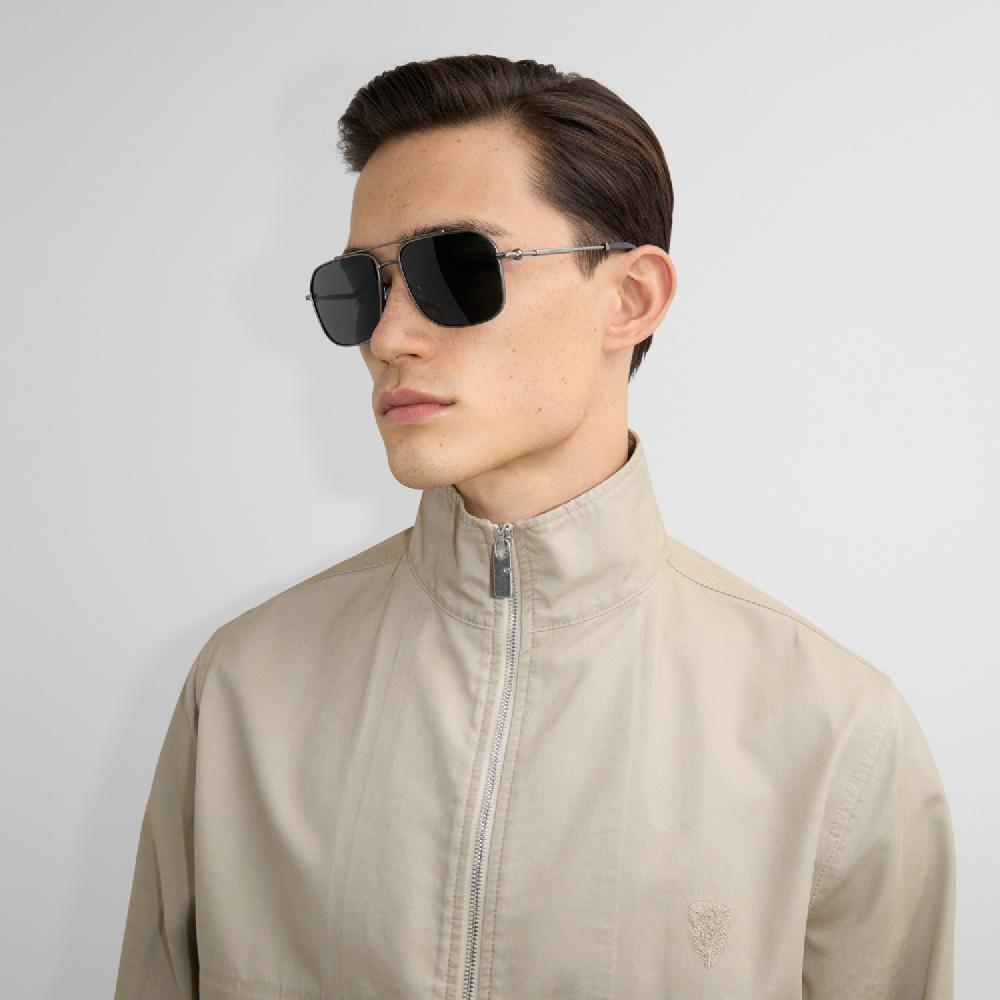 Burberry Gafas de sol estilo aviador metálicas con logotipoPrecio 260 00 € Devoluciones gratuitas