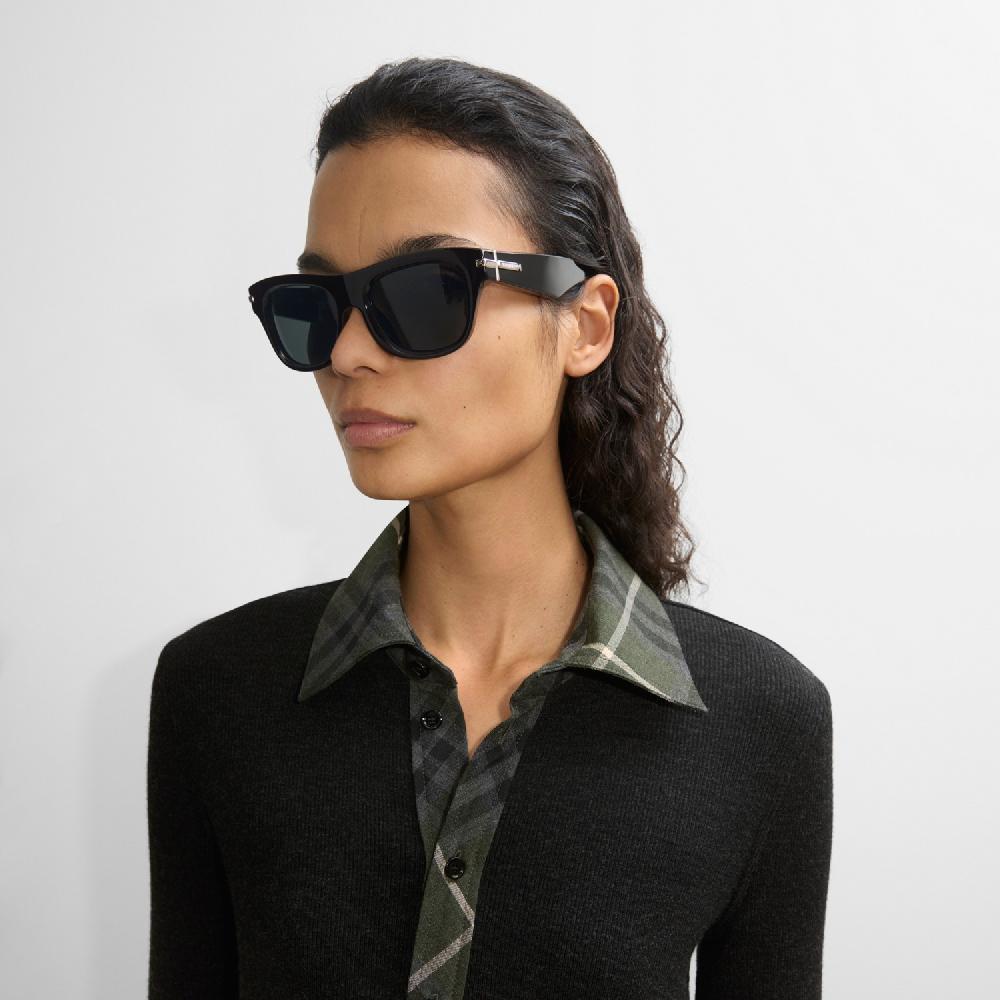 Burberry Gafas de sol Logo Bar cuadradasPrecio 370 00 € 2025
