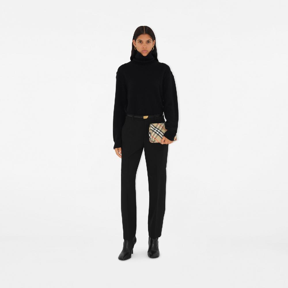 Burberry Bolso de mano Snip con asa de cadenaPrecio 970 00 € Oferta especial
