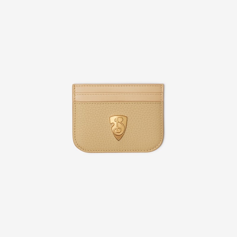 Burberry Tarjetero B ShieldPrecio 270 00 € Personalizable con iniciales