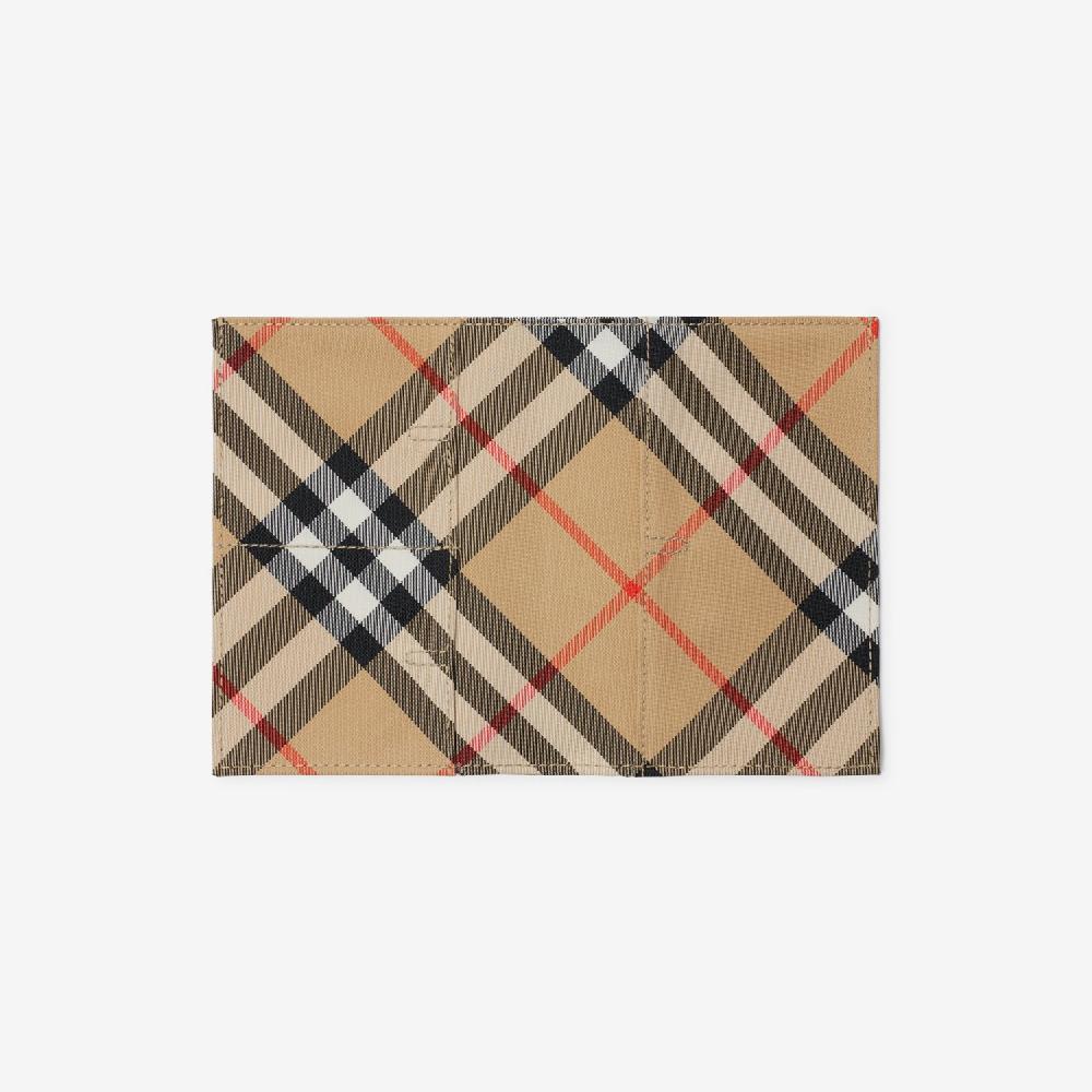 Burberry Funda para pasaporte CheckPrecio 270 00 € En línea