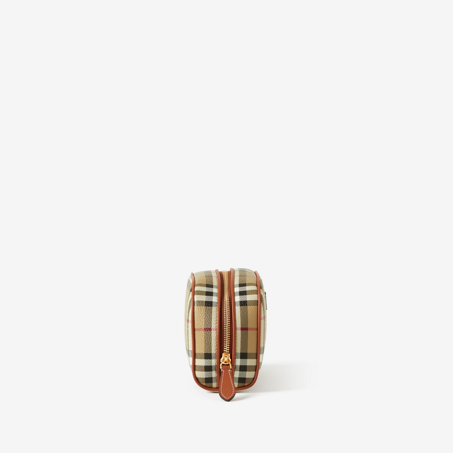 Burberry Neceser de viaje Check pequeñoPrecio 320 00 € Disponibilidad limitada Outlet online