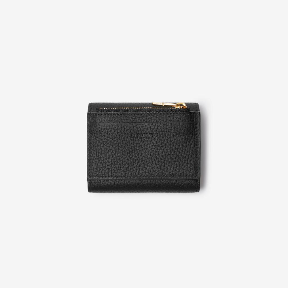 Burberry Cartera B ShieldPrecio 590 00 € Personalizable con iniciales Envío gratis