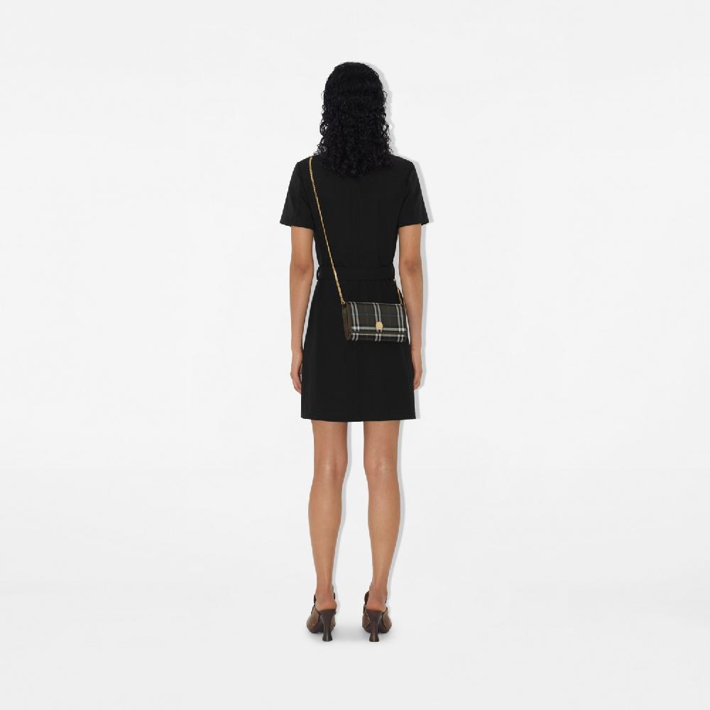 Burberry Cartera Check con asa de cadenaPrecio 850 00 € Novedades Ofertas de temporada