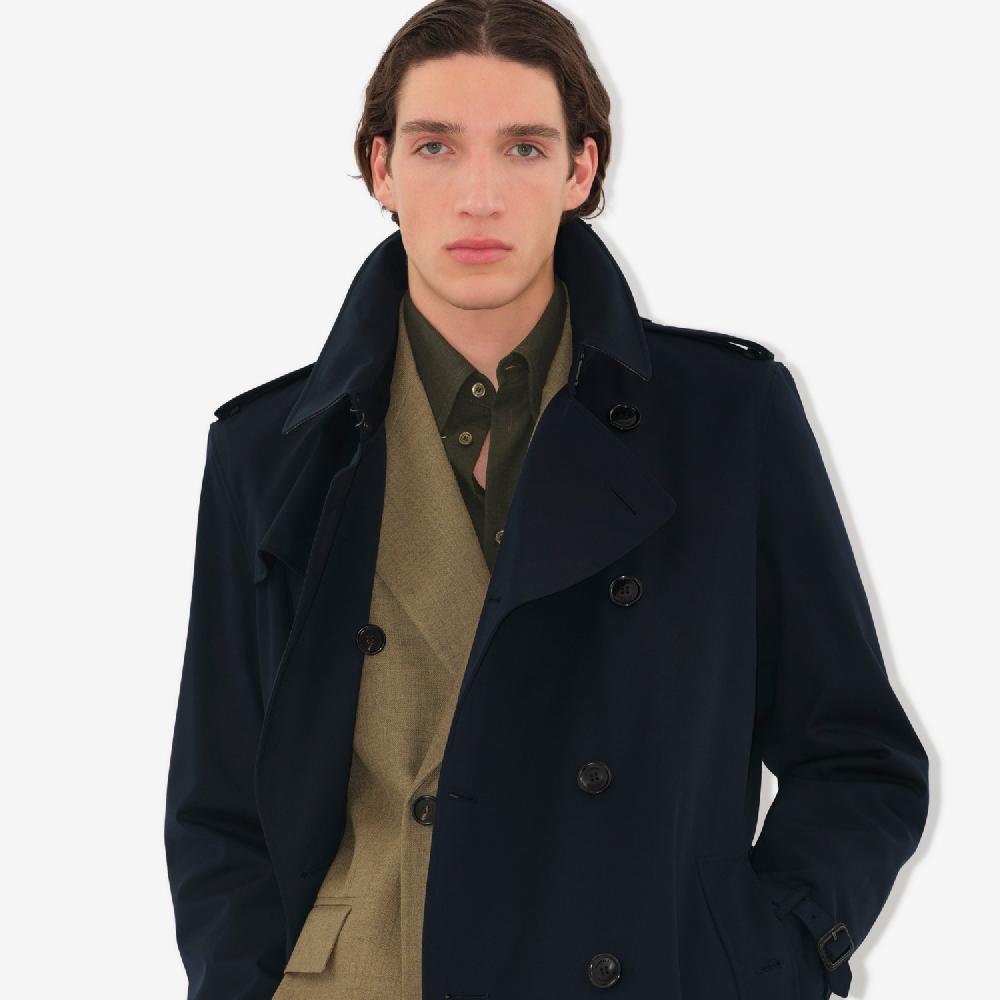 Burberry Trench coat Heritage Kensington largoPrecio 2.150 00 € Corte estándar Envío gratis